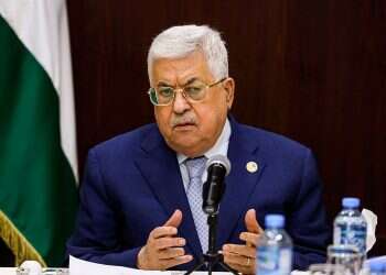 Report: CIA director met with PA's Abbas to discuss restarting peace process