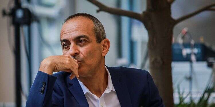 Former COVID chief: Lockdowns not the solution