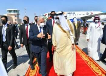 Foreign Minister Lapid arrives in Bahrain to sign deals, open embassy