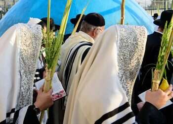 Secret operation ensures few remaining Jews in Syria, Iraq can celebrate Sukkot