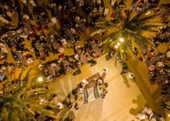 Couple ties knot in largest-ever Jewish wedding in Dubai