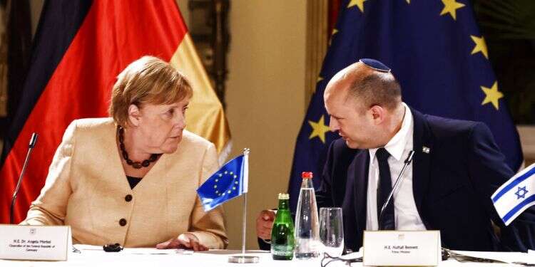 Merkel: We must not lose sight of need to establish Palestinian state