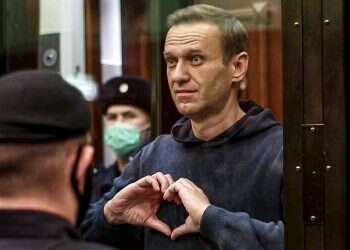 EU rights prize given to imprisoned Kremlin critic Alexei Navalny