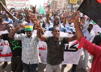 Mass demonstrations in Sudan against military council