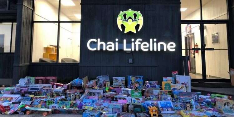 Jewish group prepares 50,000 Hanukkah gifts for seriously ill children, siblings