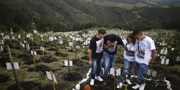 Worldwide COVID death toll tops 5 million in under 2 years