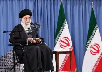 Report: Iranian newspaper banned for linking Supreme Leader to poverty