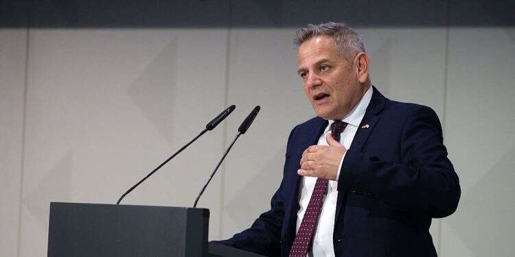 Health minister to present abortion reforms to make process easier