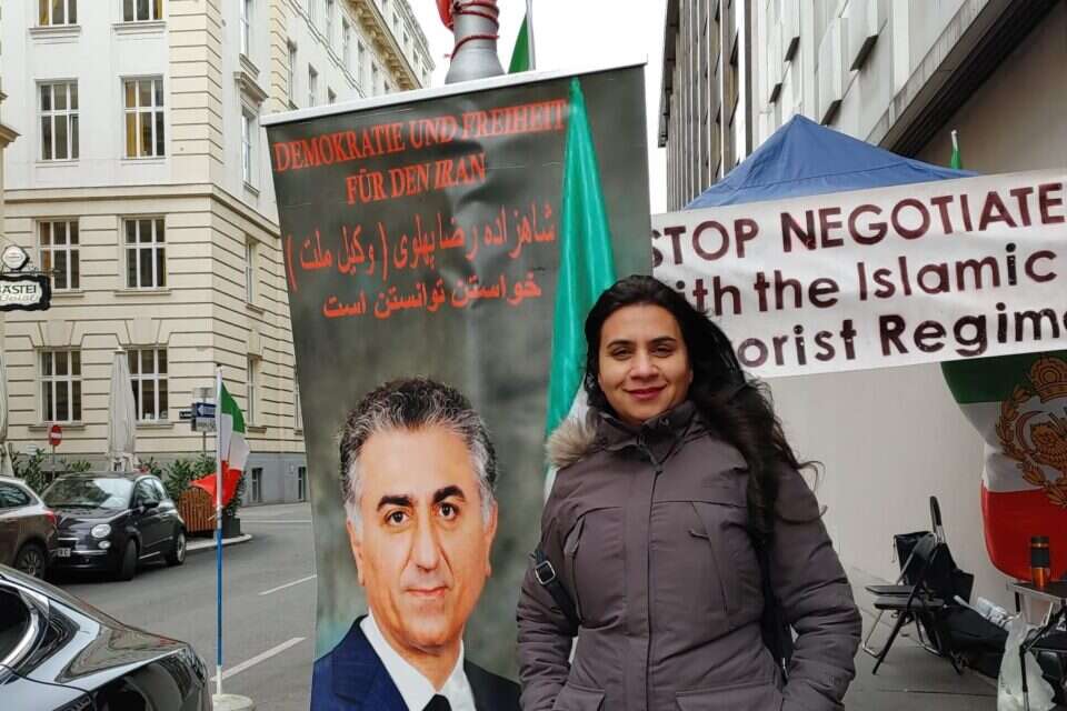 Iranian protesters in Vienna blast Tehran regime’s ‘crimes’ – www ...