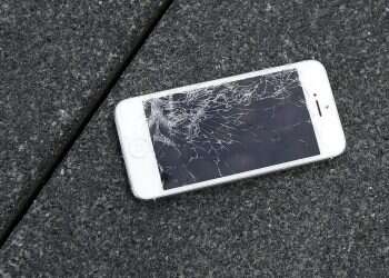 Cracked smartphone screens might soon repair themselves thanks to Israeli discovery