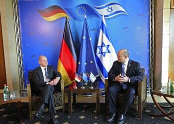 German chancellor visits Israel amid efforts to end Ukraine war