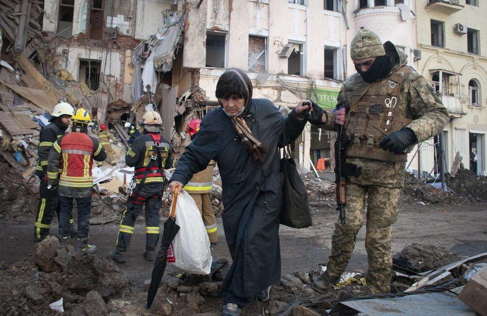 Bombed Mariupol theater ‘withstood impact’ of attack, evacuation ...