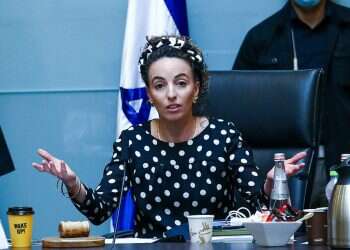 Coalition loses Knesset majority after chairwoman resigns