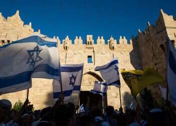 Thousands of police deployed in Jerusalem to secure flag march