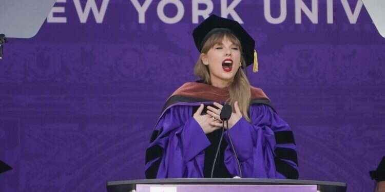 Taylor Swift awarded honorary degree from New York University – www ...