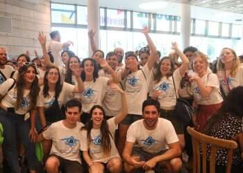 Taglit-Birthright Israel celebrates 800,000th participant