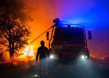 New wildfires hit southwestern France amid record heat