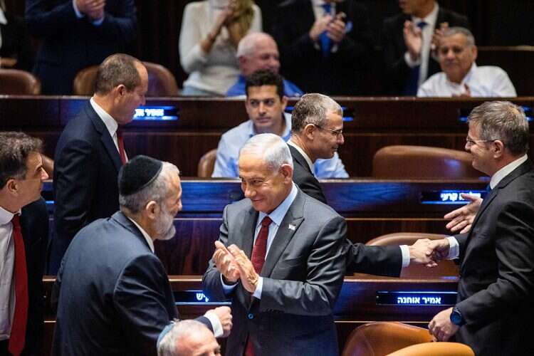 Prime Minister Benjamin Netanyahu with Shas leader Aryeh Deri on December 28, 2022