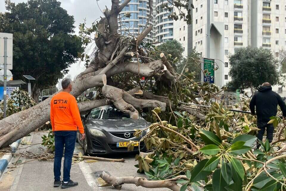 Storm Barbara hits Israel with strong gusts, heavy rain www