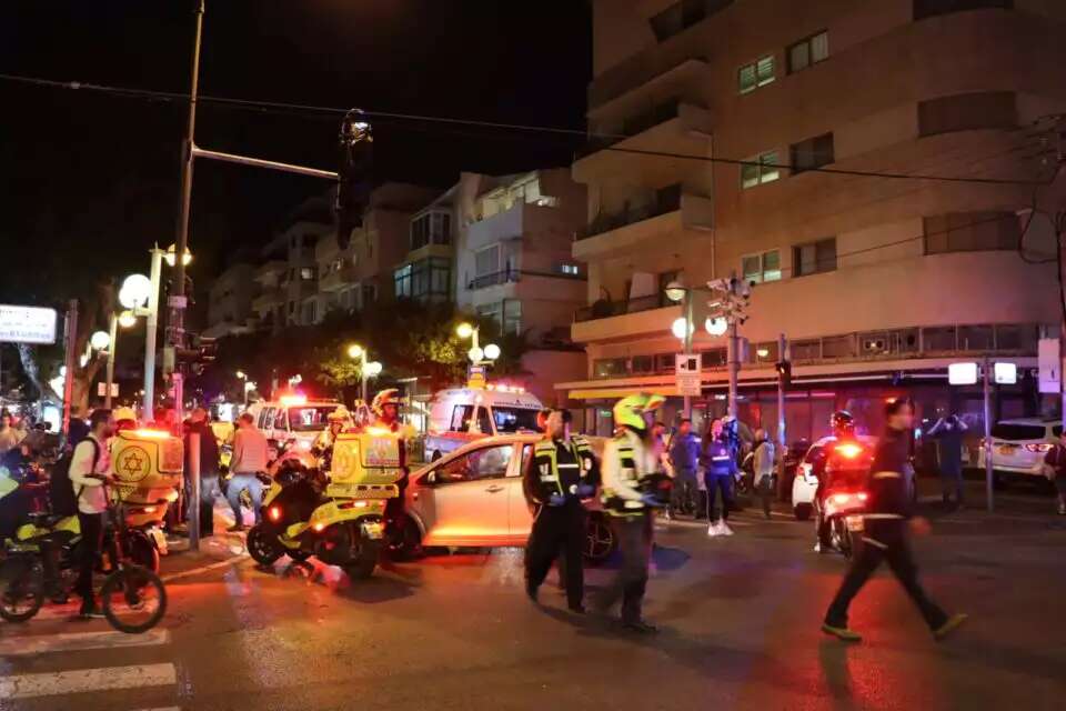 3 Injured In Tel Aviv Shooting, Terrorist Killed – Www.israelhayom.com