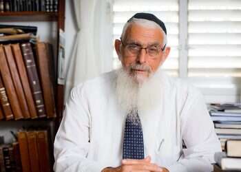 Prominent rabbi: Halachah prohibits gov't that depends on non-Jews