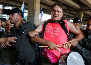 Anti-government protesters face off with police at Ben-Gurion International airport