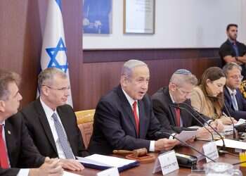 Israel Hayom poll: 35% of public wants unity gov't; 59% disappointed with PM