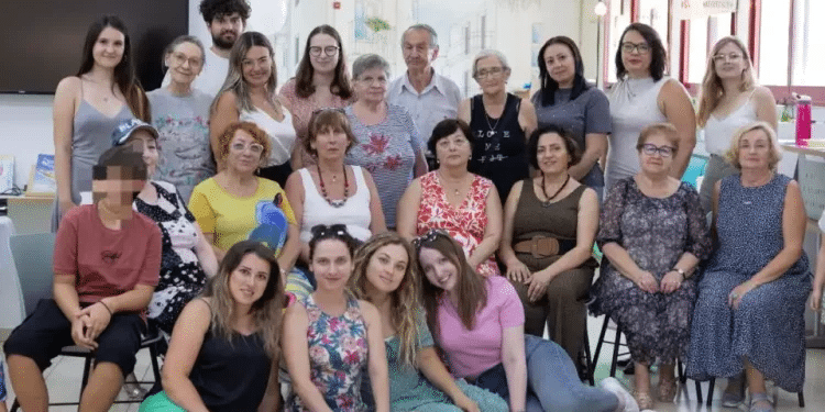 Jewish Agency to expand program that pairs students with seniors who fled Ukraine war