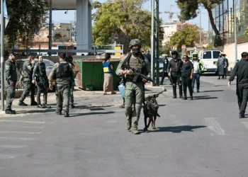 Israeli police officer seriously wounded in Jerusalem terror attack