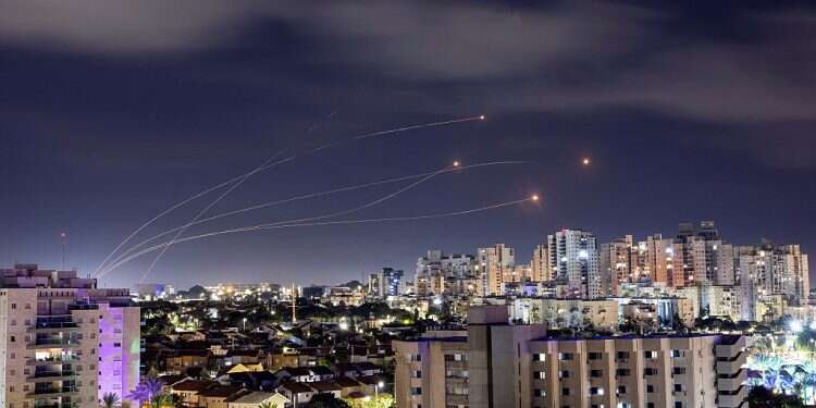 When are rockets most likely to strike? Expert offers insight on siren analysis