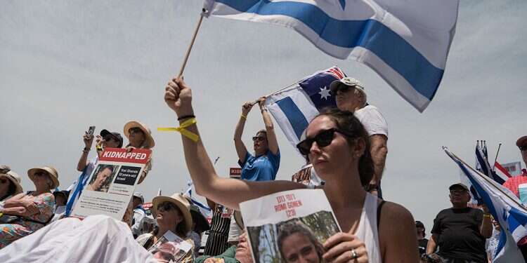 YU to send thousands of students to 'March for Israel' DC rally