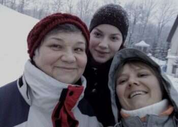 A harrowing journey: One family's escape from Ukraine