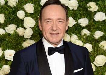 Kevin Spacey acknowledges being 'handsy'