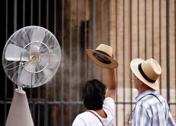 DC declares heat emergency as scorching temperatures grip US