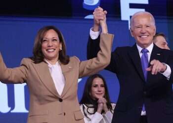 Kamala Harris delivers surprise address at DNC