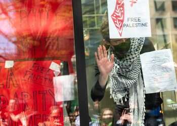 Protests resume at Columbia University as new semester begins