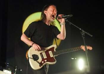 Radiohead frontman exits stage after confronting pro-Palestinian protester