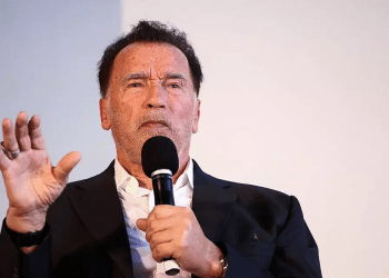 Former Republican Governor Arnold Schwarzenegger endorses Harris