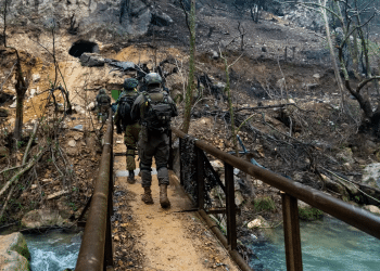 IDF pushes to Litani River for first time since 2000