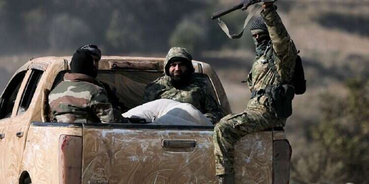 Syrian rebels capture Hama as Assad forces retreat