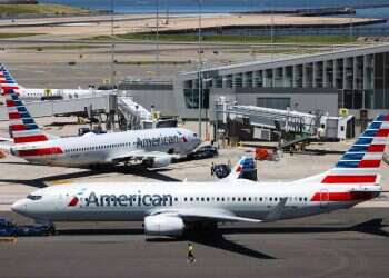 American Airlines resume flights after nationwide grounding