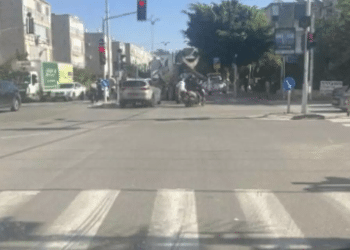 Possible ramming attack in Holon; 1 injured