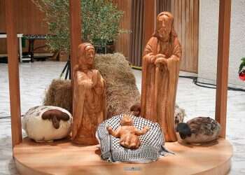 Outrage after Vatican hosts 'Jesus in keffiyeh' nativity scene