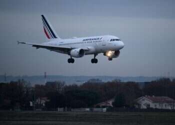 New Paris flights signal return of foreign airlines to Tel Aviv