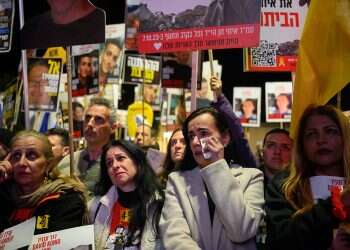 1700 Israeli physicians warn of imminent danger to remaining hostages in urgent petition