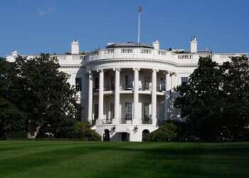 Secret Service shoots armed man outside White House