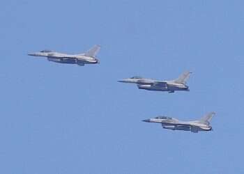 South Korea's embarrassing error: Jets bomb near Seoul, injuring 15